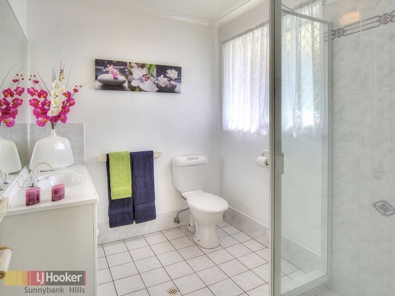 25 Poets Place, Parkinson QLD 4115