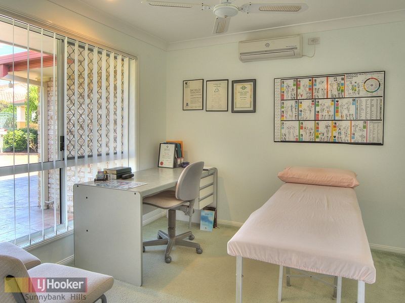 25 Poets Place, Parkinson QLD 4115