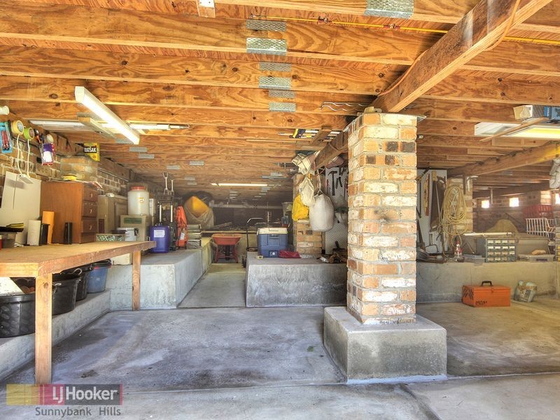25 Poets Place, Parkinson QLD 4115