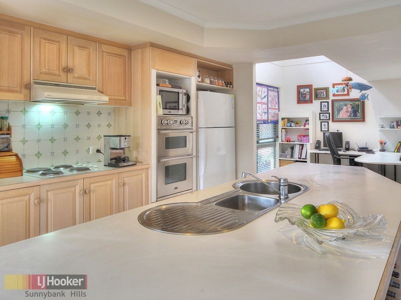 94 Lynelle Street, Sunnybank Hills QLD 4109