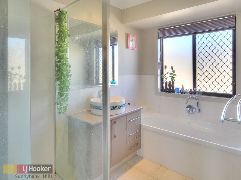 32 Nabeel Place, Calamvale QLD 4116