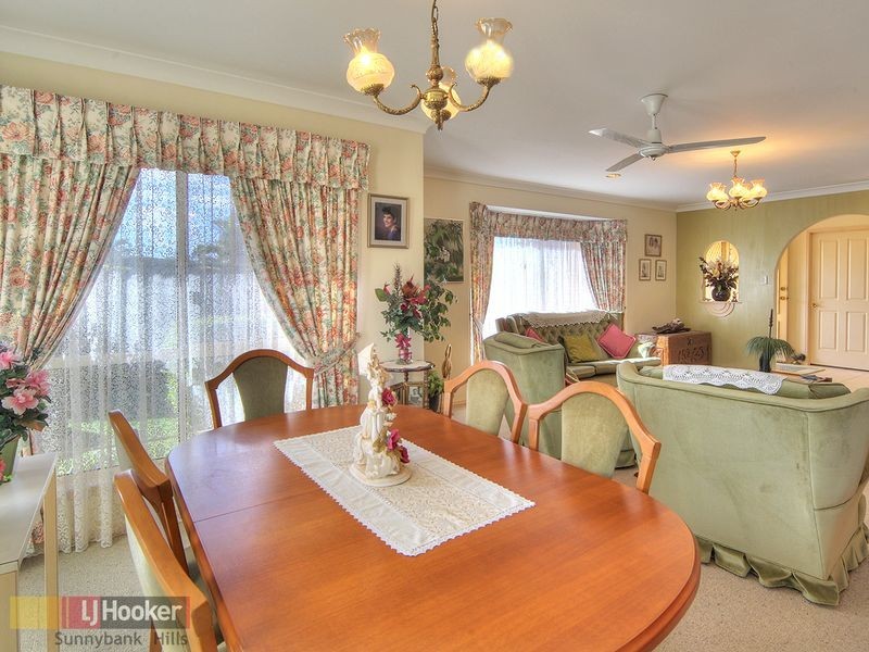 9 Glencoe Close, Parkinson QLD 4115