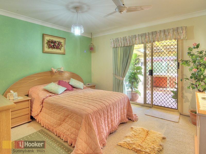 9 Glencoe Close, Parkinson QLD 4115