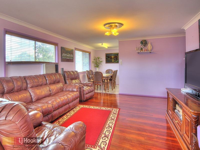 12 Ashton Street, Kingston QLD 4114