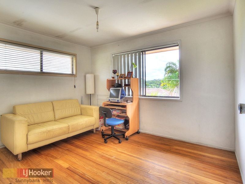 24 Gonzales Street, Macgregor QLD 4109