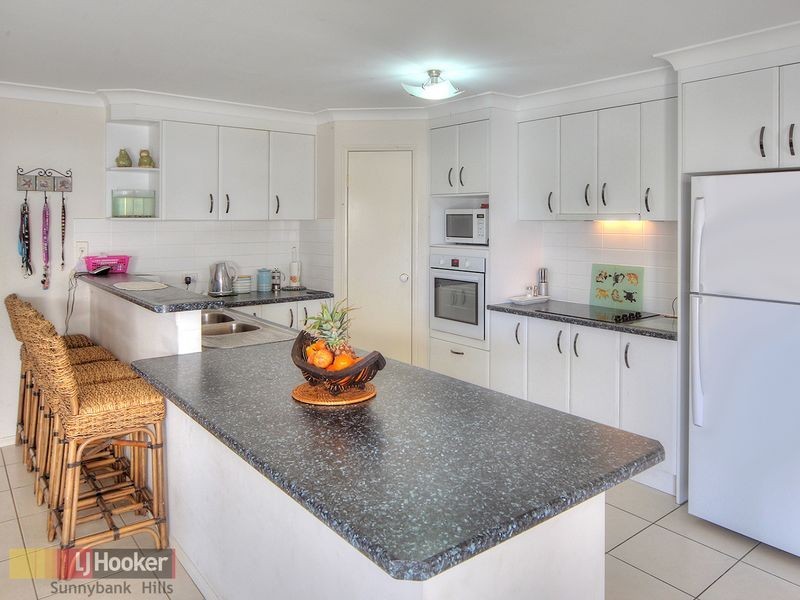 6 Stratus Place, Calamvale QLD 4116