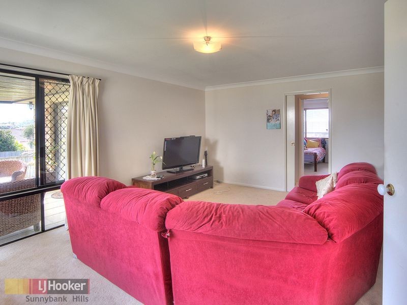 6 Stratus Place, Calamvale QLD 4116