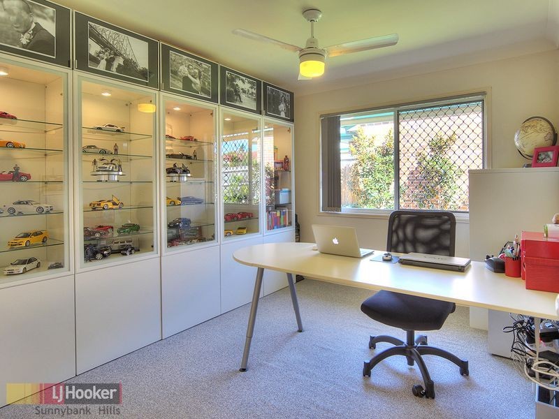 10 Umbel Place, Calamvale QLD 4116