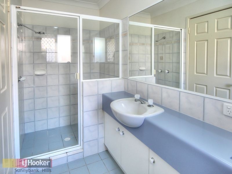 10 Umbel Place, Calamvale QLD 4116