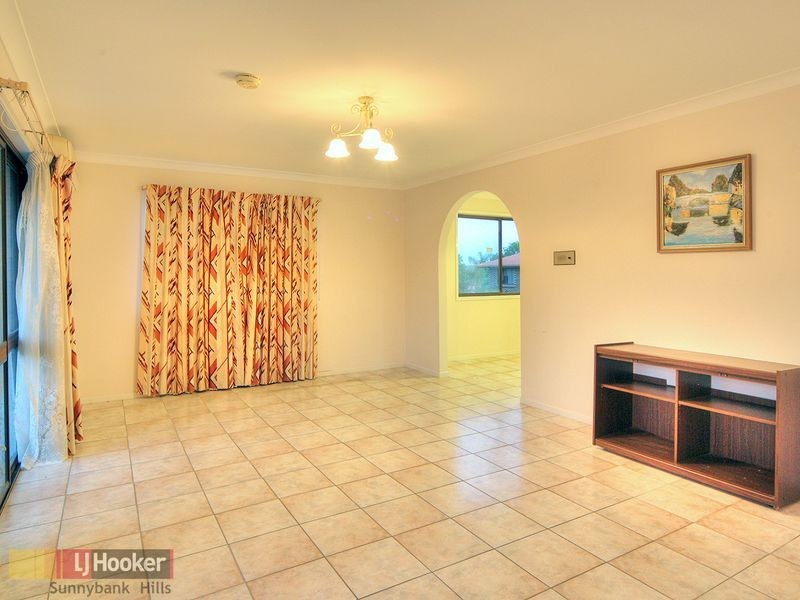 18 Firelight Street, Sunnybank Hills QLD 4109