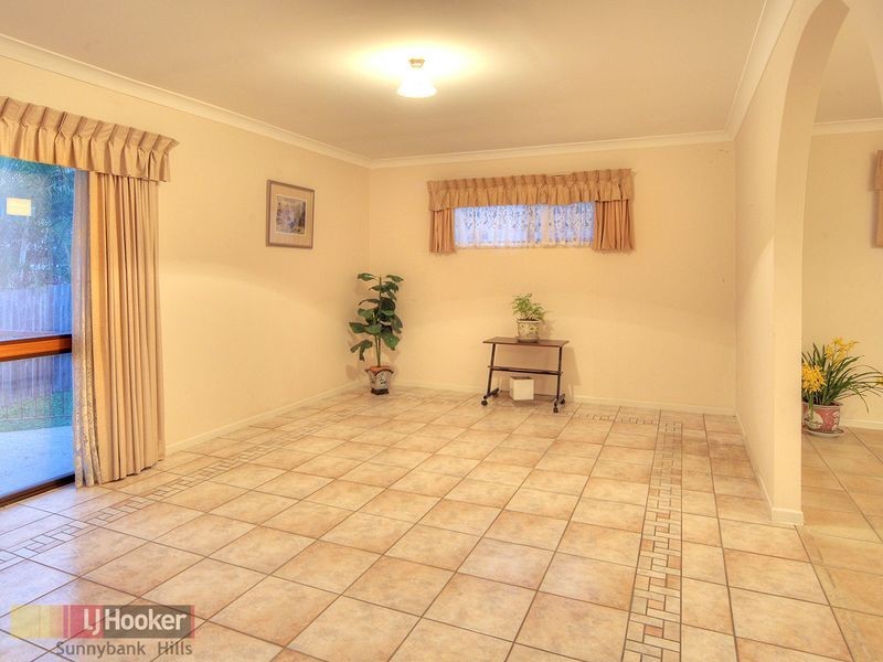 18 Firelight Street, Sunnybank Hills QLD 4109