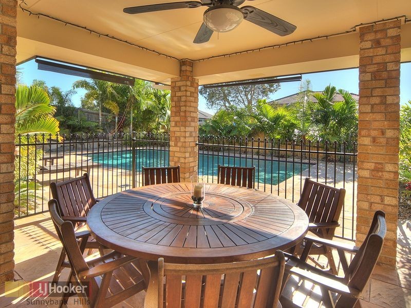 4 Glenelg Place, Parkinson QLD 4115