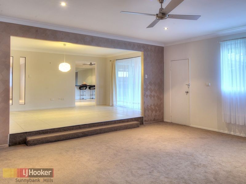 16 Crestone Place, Algester QLD 4115