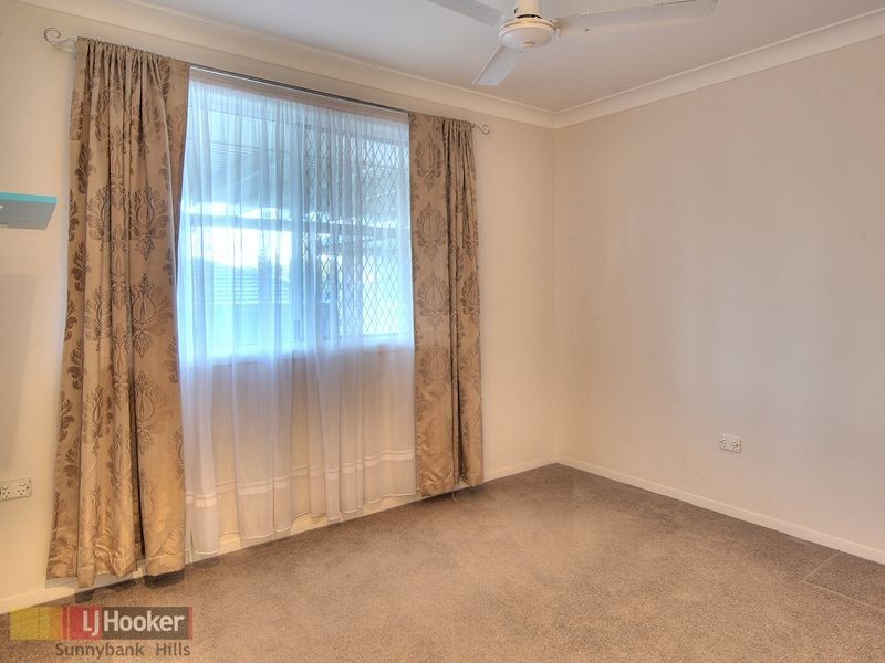 16 Crestone Place, Algester QLD 4115