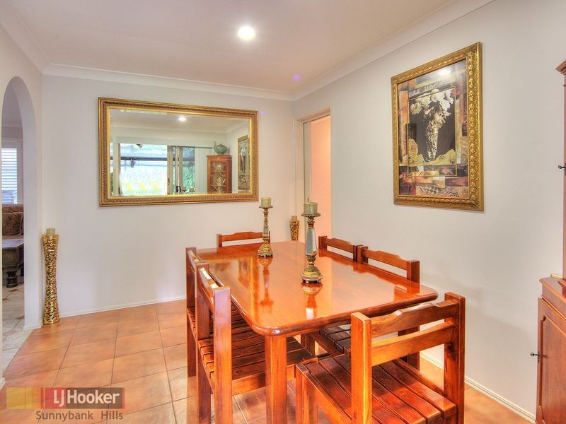 5 Williams Way, Calamvale QLD 4116