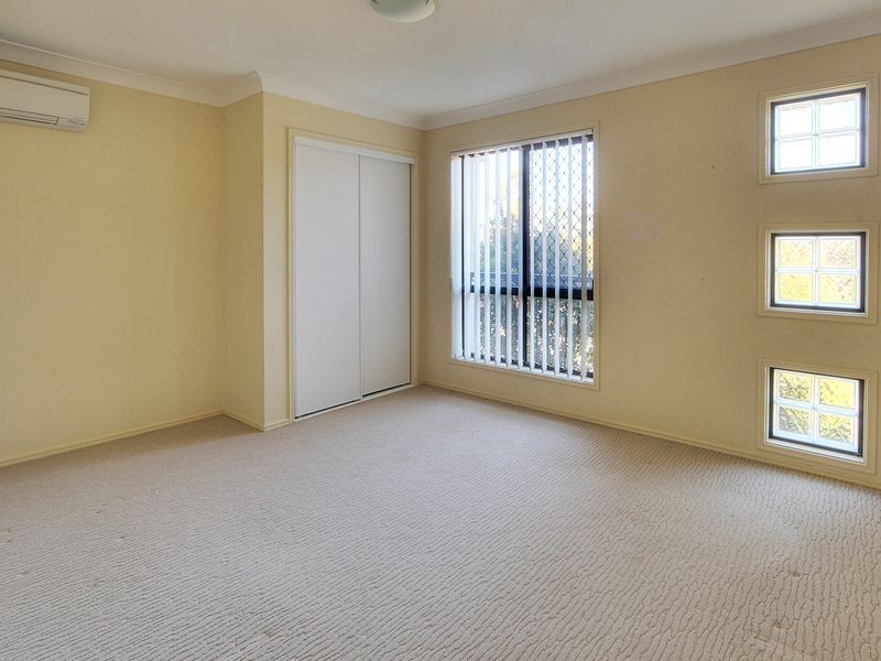 20 Coneybeer Place, Eight Mile Plains QLD 4113