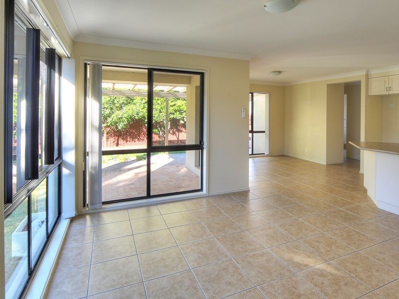 20 Coneybeer Place, Eight Mile Plains QLD 4113