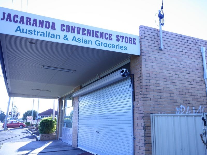 4 Jacaranda Street, Ipswich QLD 4305