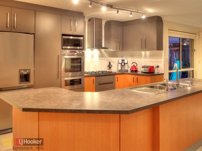 7 Barrington Place, Parkinson QLD 4115