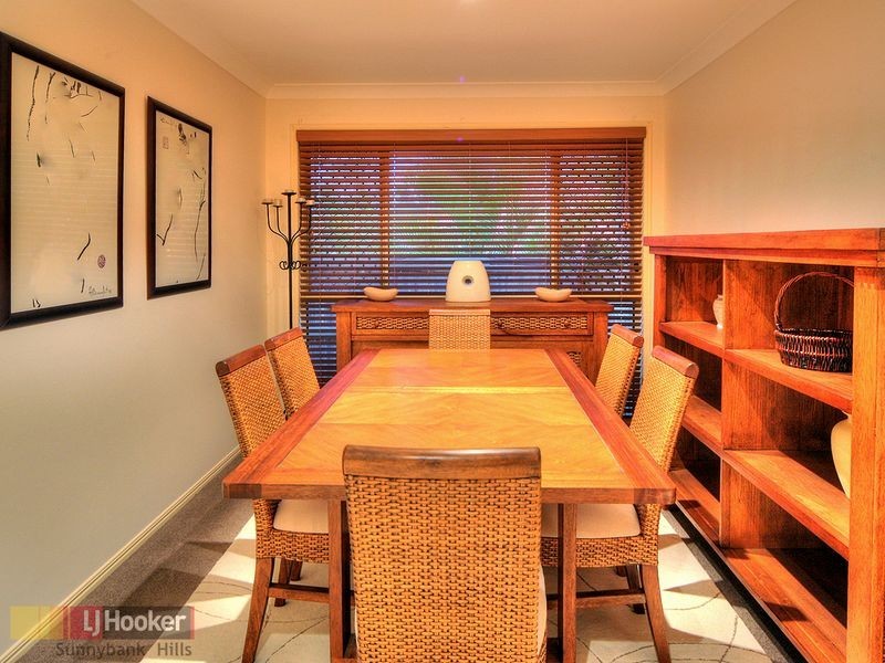 7 Barrington Place, Parkinson QLD 4115