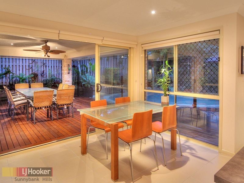 7 Barrington Place, Parkinson QLD 4115