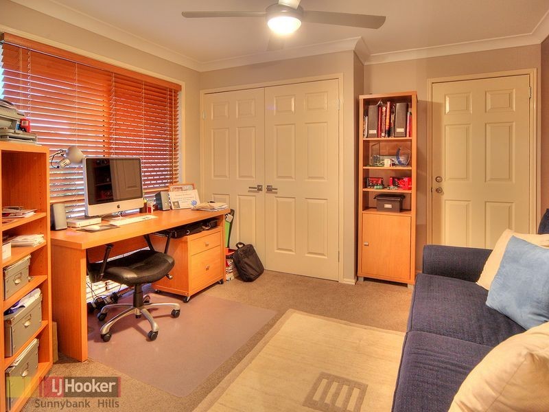 7 Barrington Place, Parkinson QLD 4115