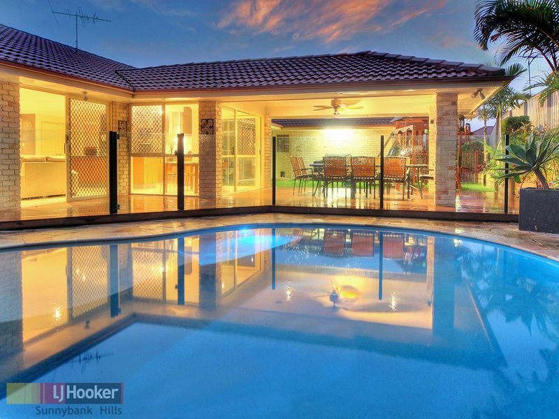 7 Barrington Place, Parkinson QLD 4115