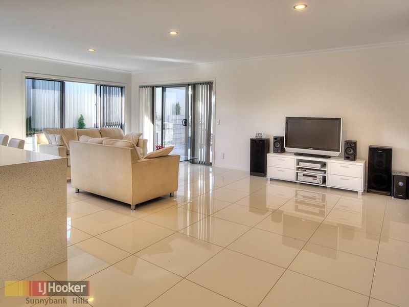 9 Dundee Street, Calamvale QLD 4116