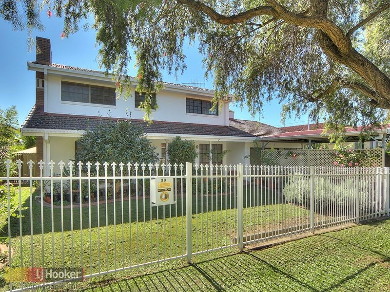 30 Fleetwood Street, Macgregor QLD 4109