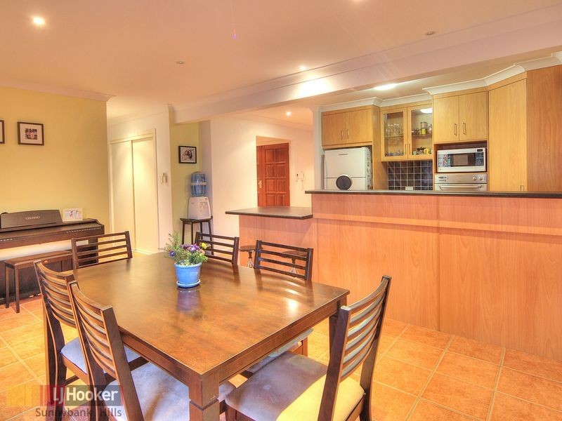 4 Heathfield Street, Eight Mile Plains QLD 4113