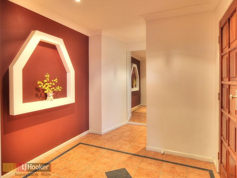 4 Heathfield Street, Eight Mile Plains QLD 4113