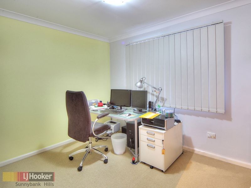 4 Heathfield Street, Eight Mile Plains QLD 4113