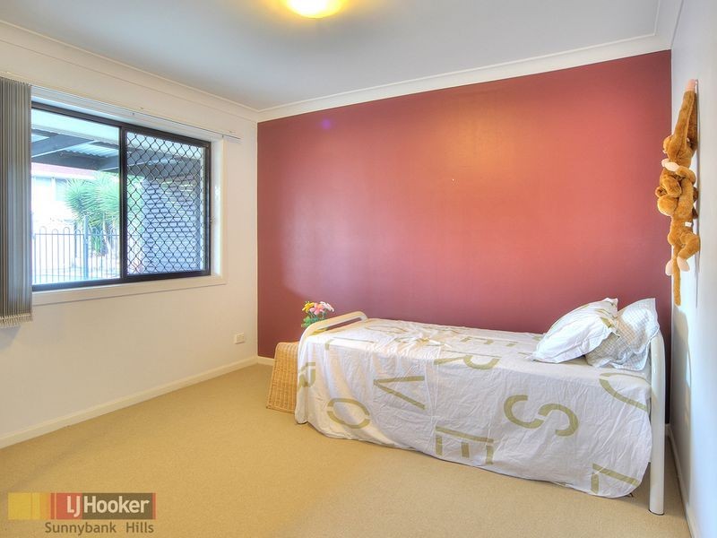 4 Heathfield Street, Eight Mile Plains QLD 4113