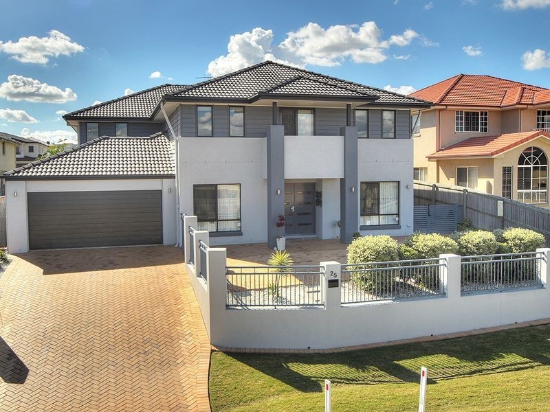 25 Azzure Street, Eight Mile Plains QLD 4113