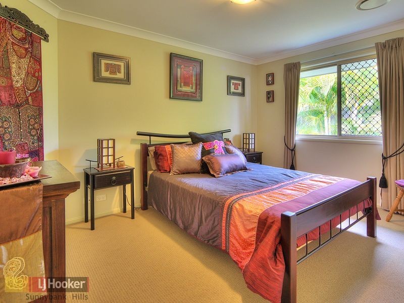 4 Bunya Court, Parkinson QLD 4115