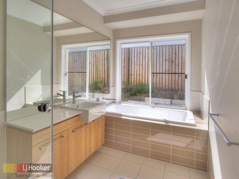 49 Bougainvillea Street, Calamvale QLD 4116