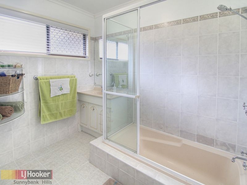 15 Cranfield Street, Sunnybank Hills QLD 4109