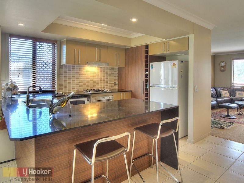 51 Hillardt Street, Robertson QLD 4109