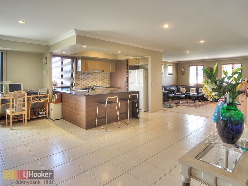 51 Hillardt Street, Robertson QLD 4109