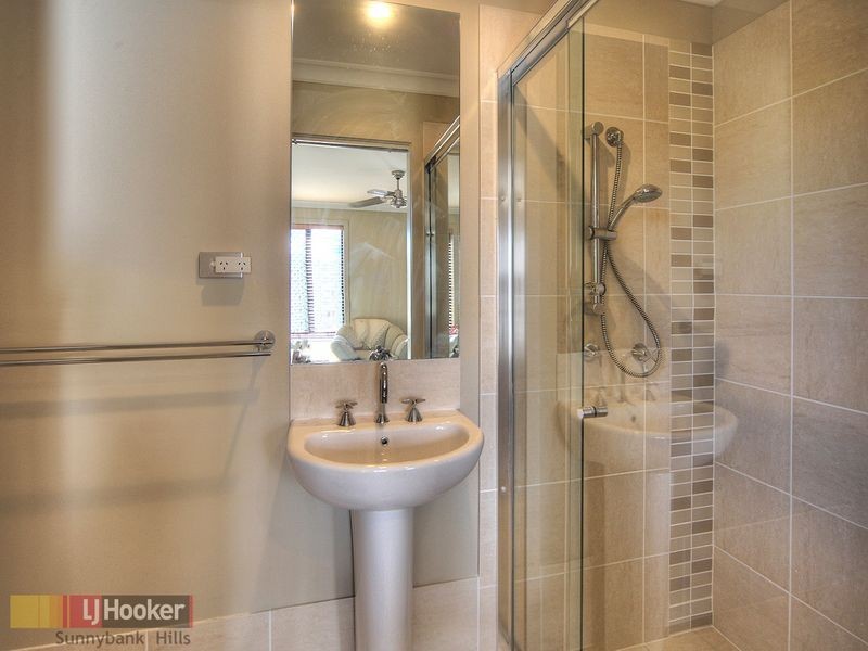 51 Hillardt Street, Robertson QLD 4109