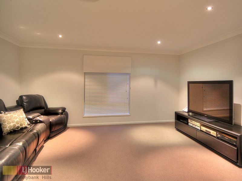 15 Hatia Place, Kuraby QLD 4112