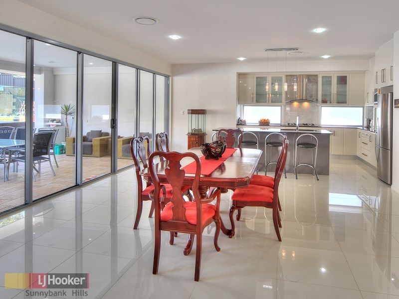 10 Bowers Street, Eight Mile Plains QLD 4113