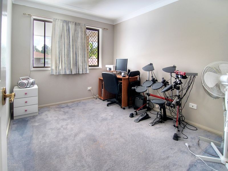 8 Manzill Street, Sunnybank Hills QLD 4109