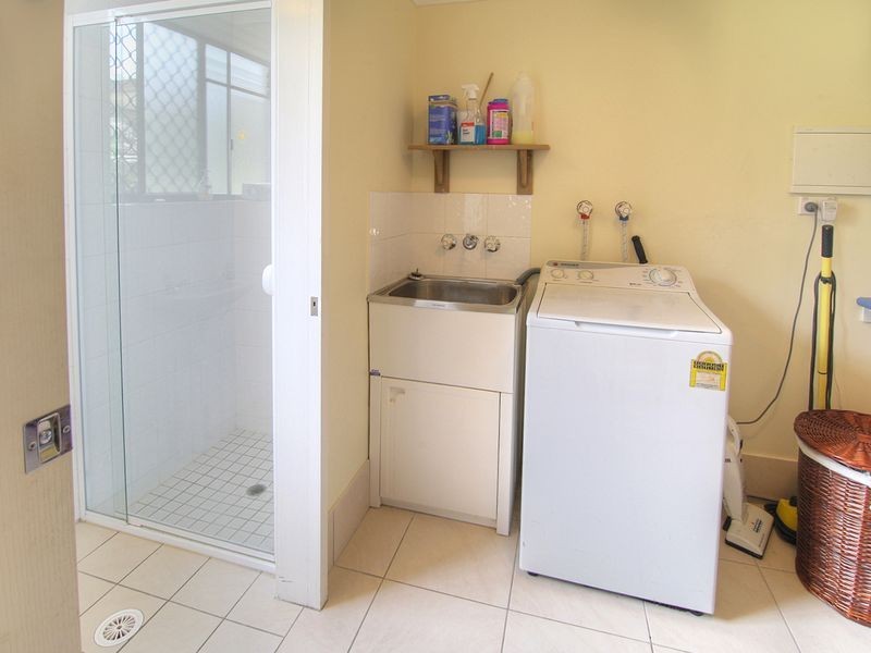 8 Manzill Street, Sunnybank Hills QLD 4109