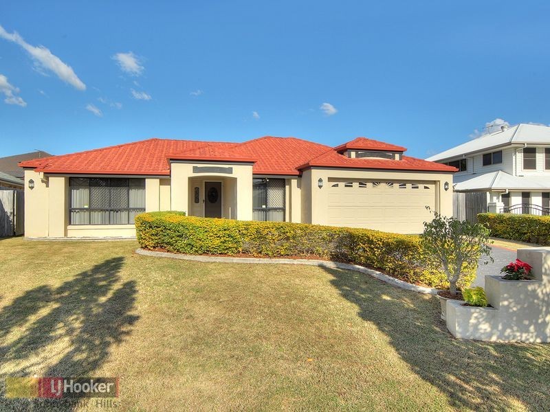33 The Parkway, Stretton QLD 4116