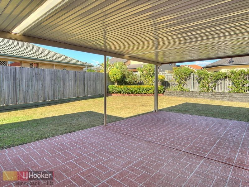 33 The Parkway, Stretton QLD 4116