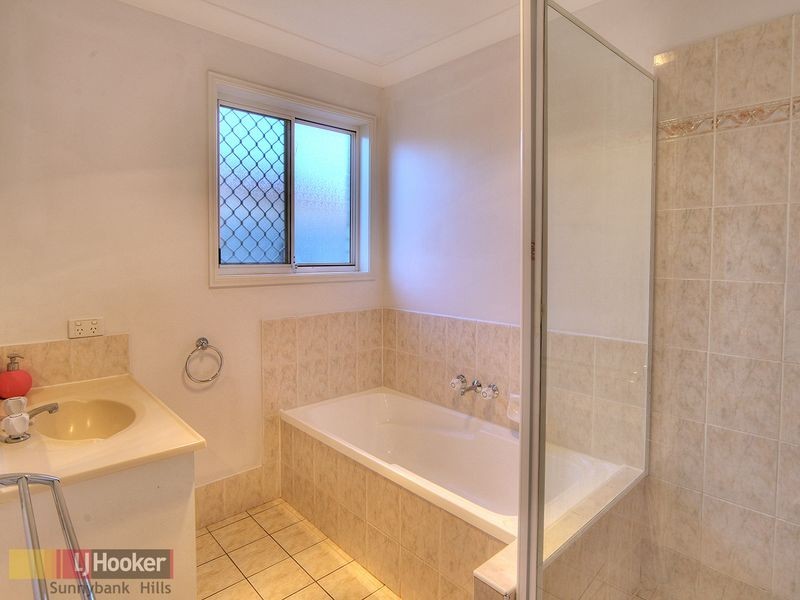 56 Victor Street, Runcorn QLD 4113