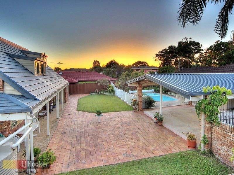 26 Parnassus Street, Robertson QLD 4109