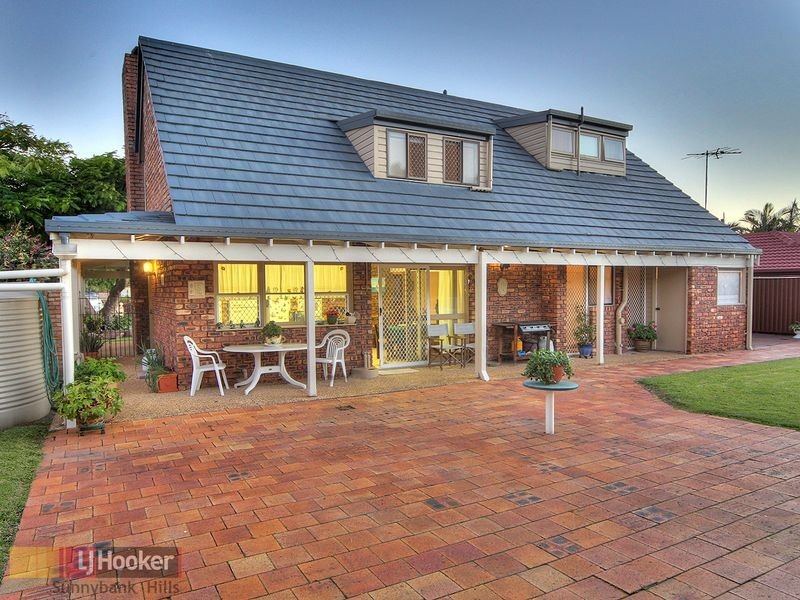 26 Parnassus Street, Robertson QLD 4109