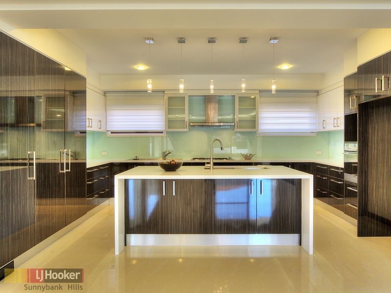 2 Amber Close, Eight Mile Plains QLD 4113